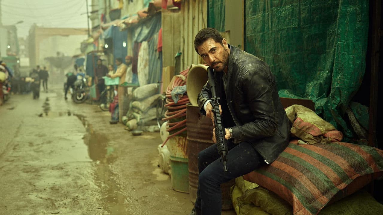 7 Dogs: Action-Packed Comedy to Hit Theaters